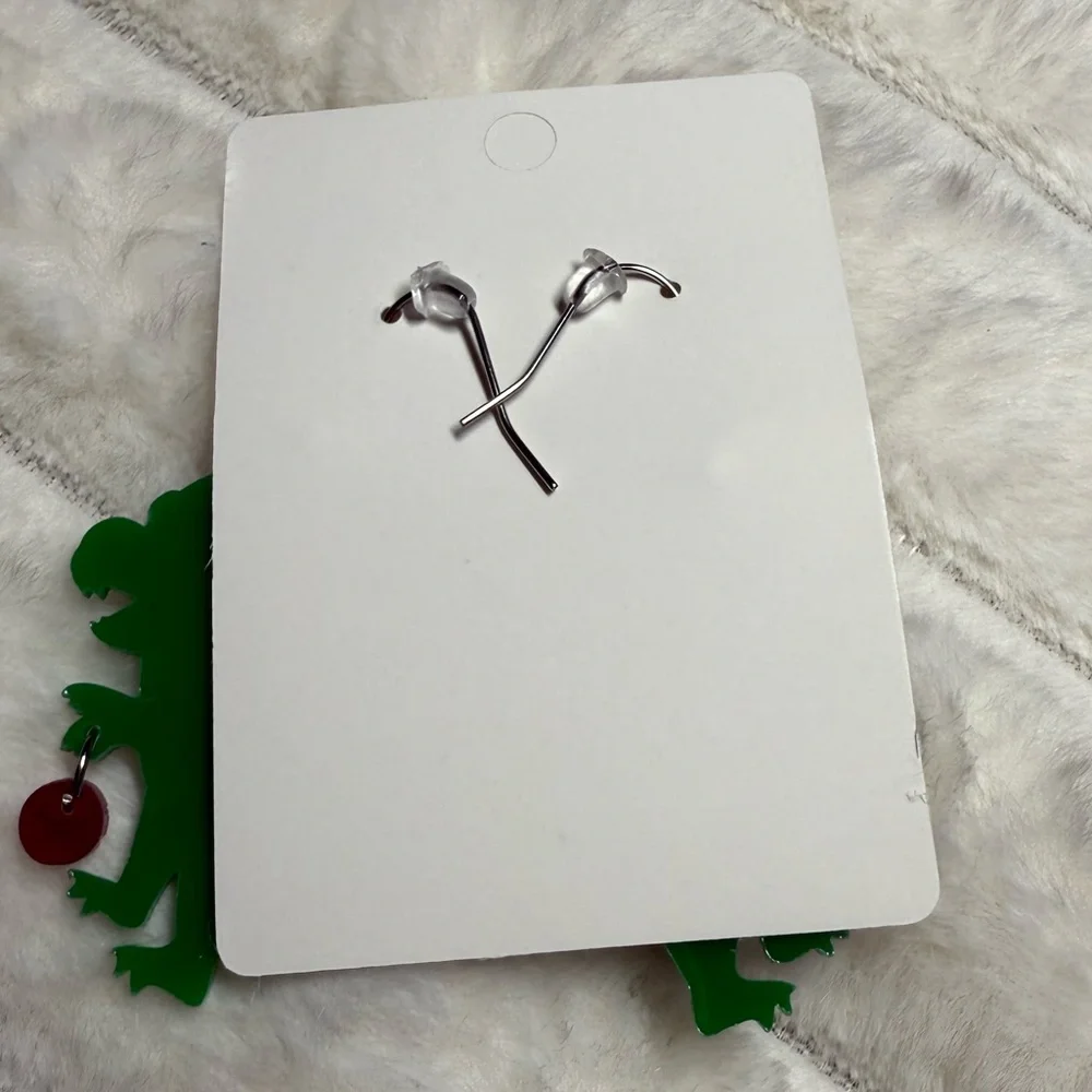 Glitter dinosaur 🦖 Christmas earrings - Picture 4 of 4